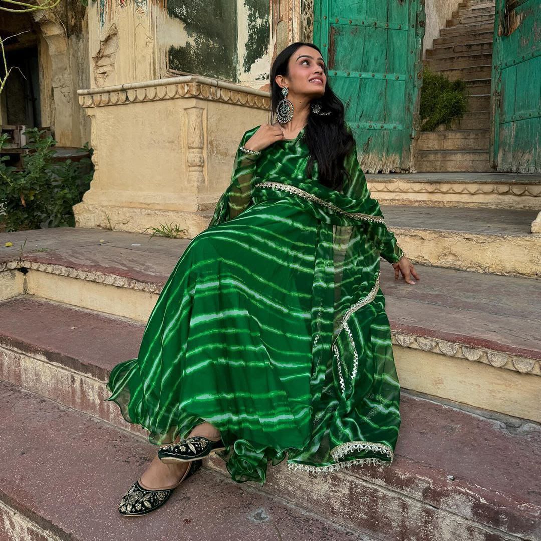 Georgette Digital Print Gown Pant With Dupatta Anarkali Gown Design