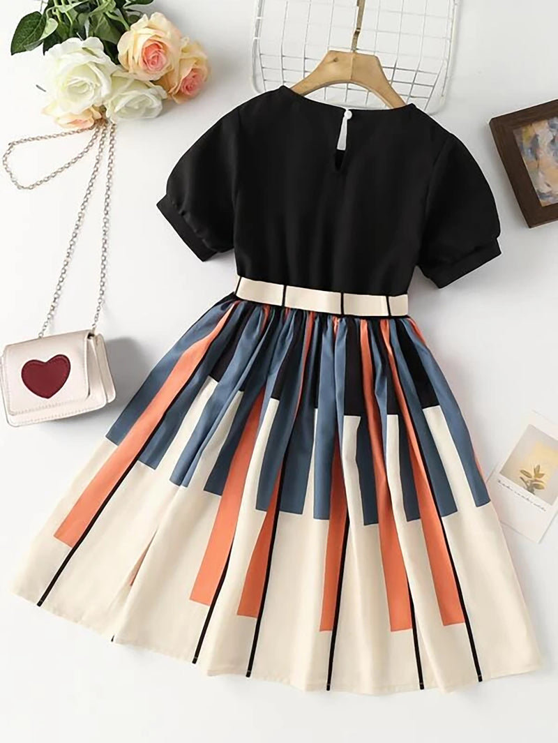 Colorblock Keyhole Back Belted Dress